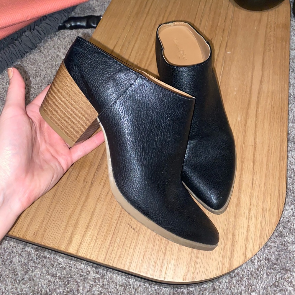 Black leather Mules🖤